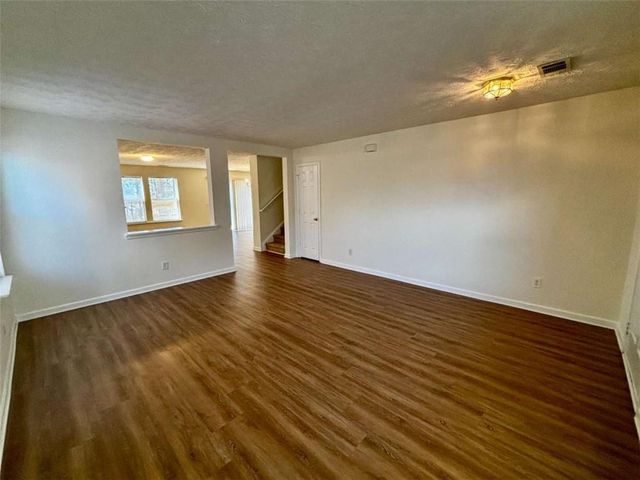 2735 Meadow Trace, Grayson, GA 30017