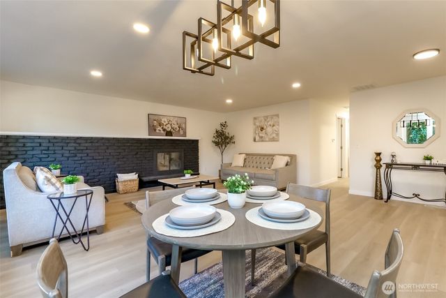 2727 S 357th Place, Federal Way, WA 98003