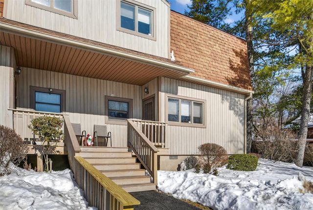 20 Beecher Lane, Peekskill, NY 10566