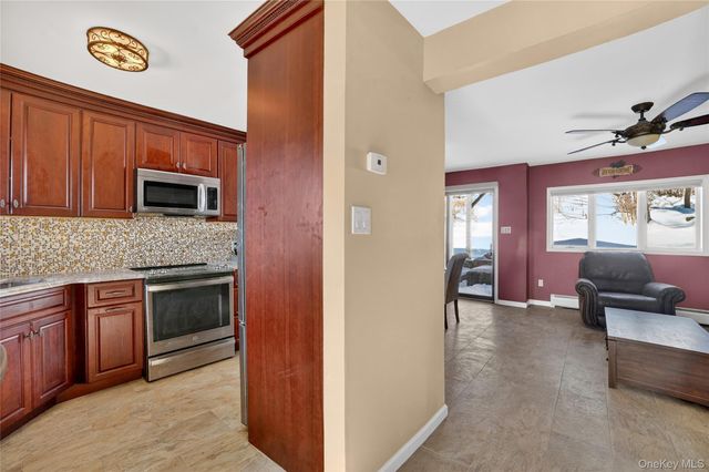 20 Beecher Lane, Peekskill, NY 10566