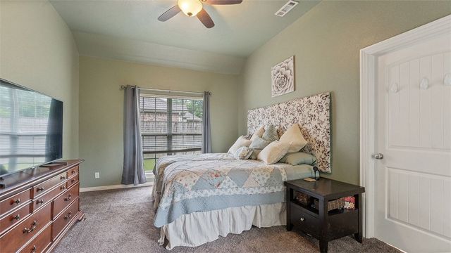 1207 SW Willow Bend Avenue, Bentonville, AR 72713
