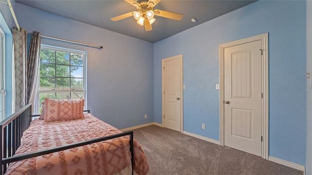 1207 SW Willow Bend Avenue, Bentonville, AR 72713