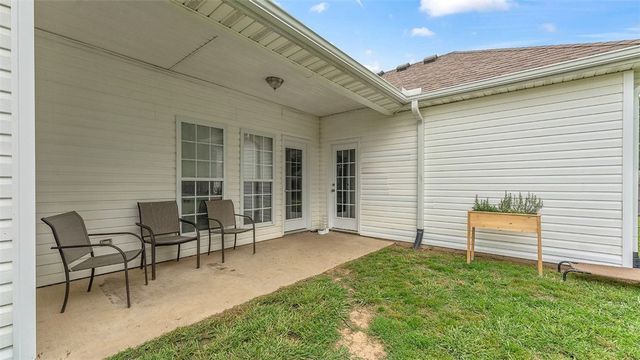 1207 SW Willow Bend Avenue, Bentonville, AR 72713