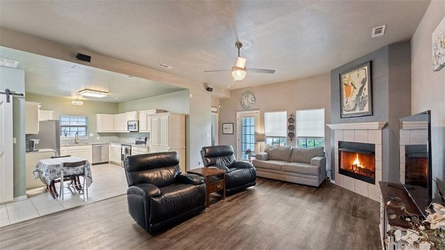 1207 SW Willow Bend Avenue, Bentonville, AR 72713