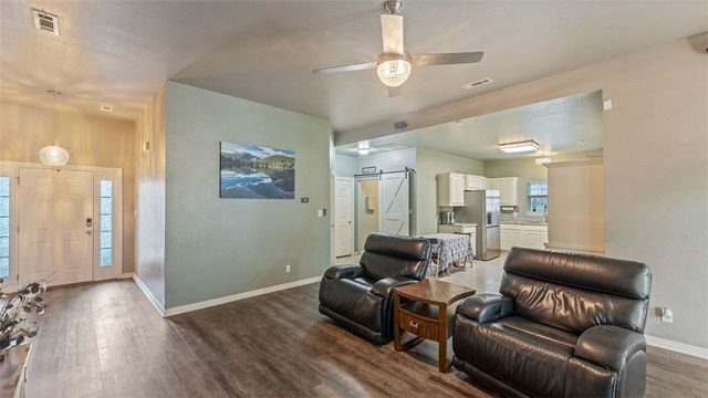 1207 SW Willow Bend Avenue, Bentonville, AR 72713