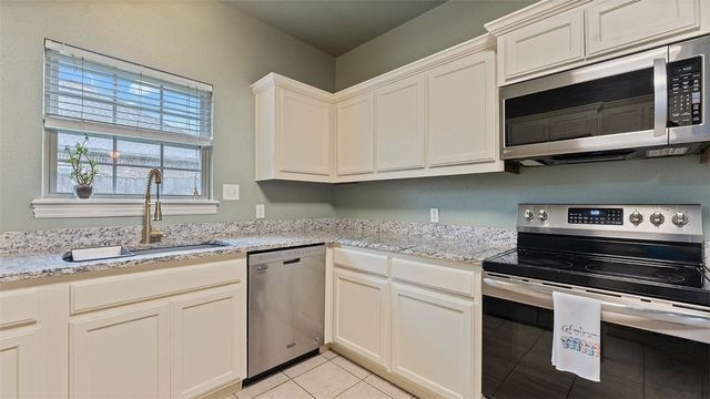 1207 SW Willow Bend Avenue, Bentonville, AR 72713