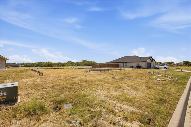 605 Greyson Lane, Greenville, TX 75402