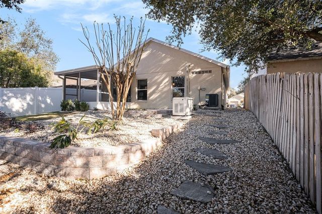 310 SUMMER SAILS DRIVE, Valrico, FL 33594