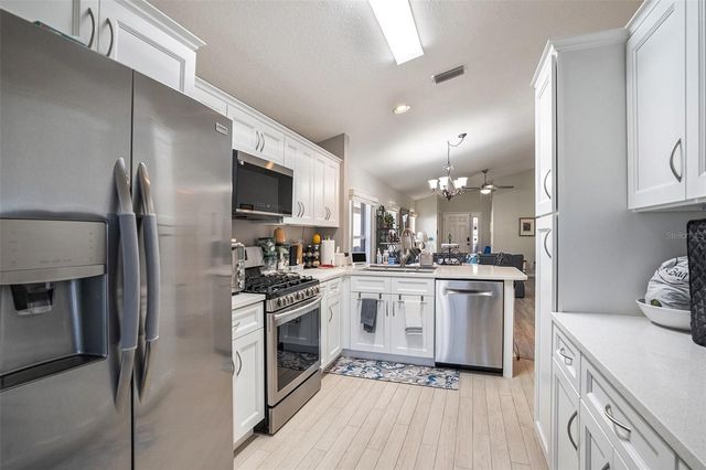 310 SUMMER SAILS DRIVE, Valrico, FL 33594