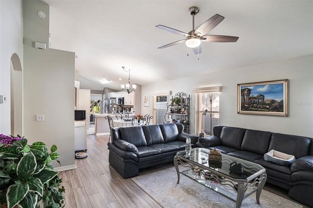 310 SUMMER SAILS DRIVE, Valrico, FL 33594