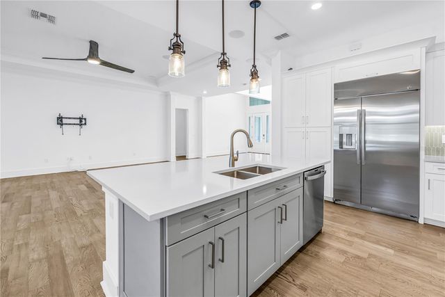 513 17TH AVENUE E, Palmetto, FL 34221