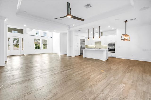 513 17TH AVENUE E, Palmetto, FL 34221