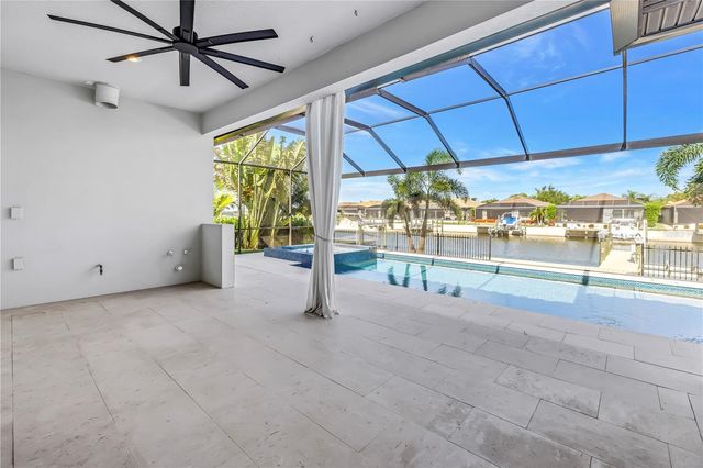 513 17TH AVENUE E, Palmetto, FL 34221