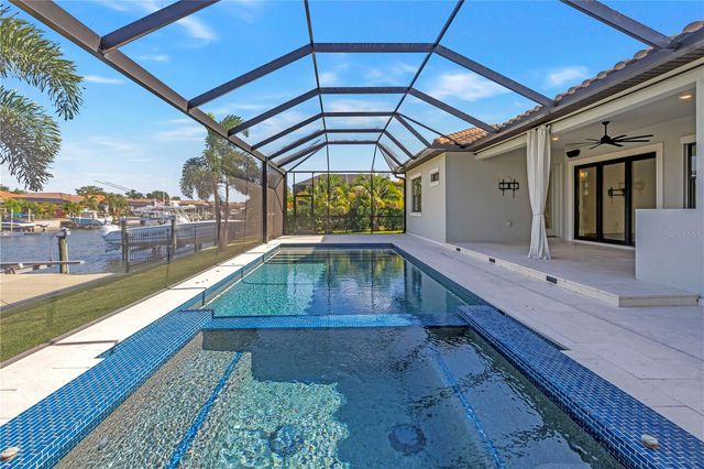 513 17TH AVENUE E, Palmetto, FL 34221