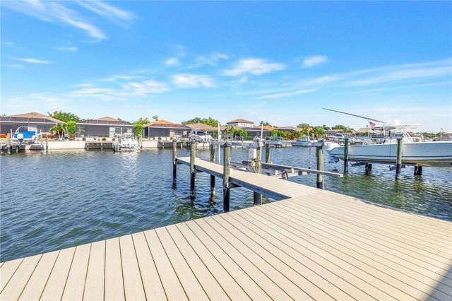 513 17TH AVENUE E, Palmetto, FL 34221