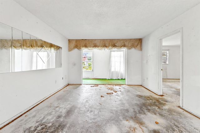 3091 E Sunrise Lakes Drive 302, Sunrise, FL 33322