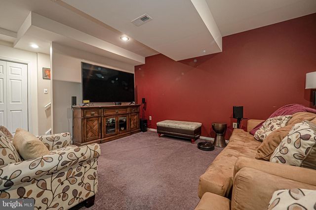 227 BIRCHWOOD DR, West Chester, PA 19380
