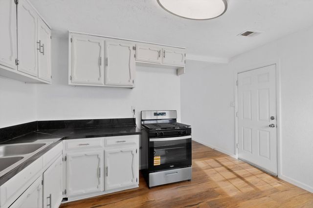 1011 W Castillo Avenue, Belen, NM 87002