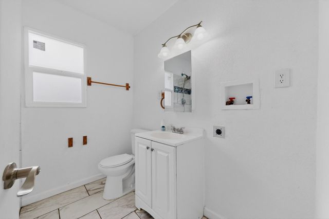 1011 W Castillo Avenue, Belen, NM 87002