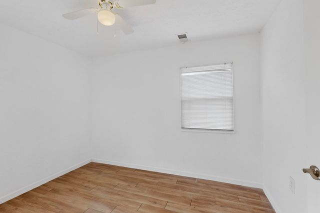 1011 W Castillo Avenue, Belen, NM 87002