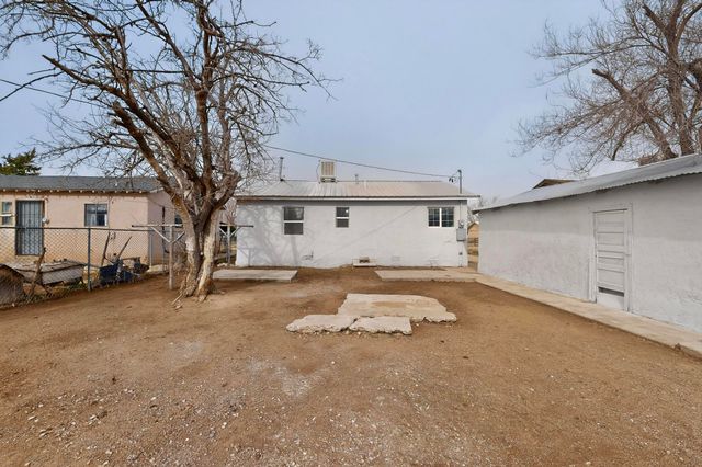 1011 W Castillo Avenue, Belen, NM 87002