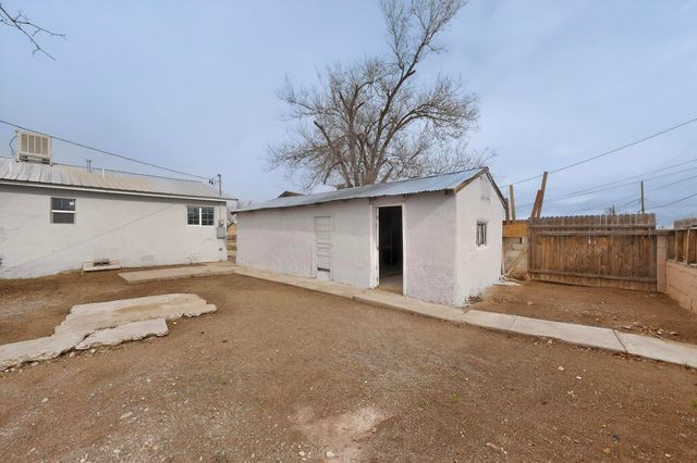 1011 W Castillo Avenue, Belen, NM 87002