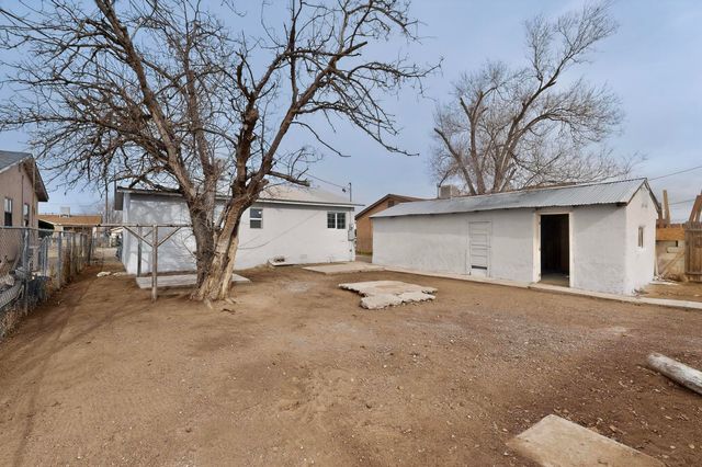 1011 W Castillo Avenue, Belen, NM 87002