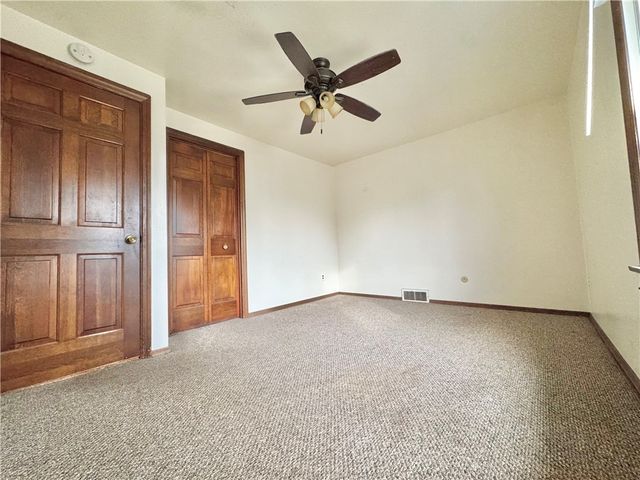 419 E Fairmont Ave, New Castle, PA 16105