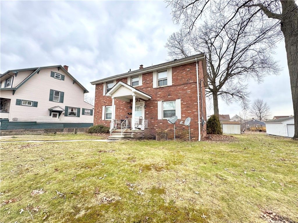 419 E Fairmont Ave, New Castle, PA 16105