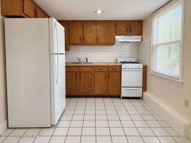 1325 Morton Ave 3, Louisville, KY 40204