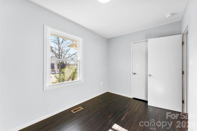 1200 Fontana Avenue, Charlotte, NC 28206