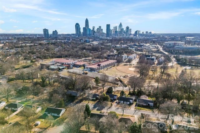 1200 Fontana Avenue, Charlotte, NC 28206