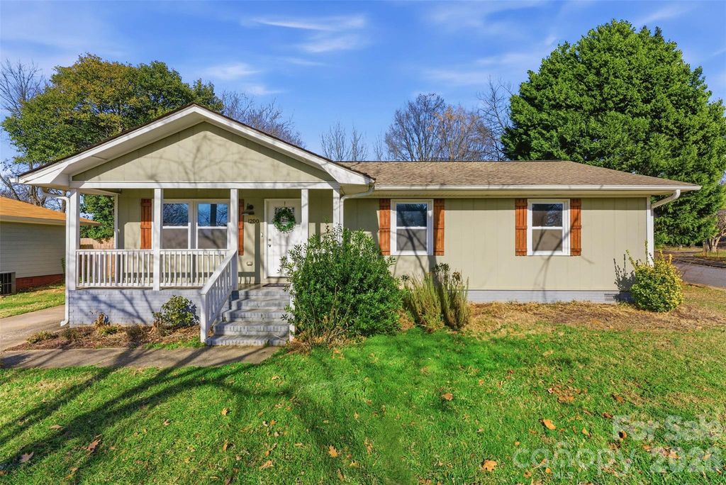 1200 Fontana Avenue, Charlotte, NC 28206