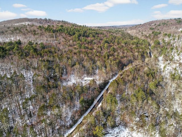 46 Bromley Rd, Huntington, MA 01050