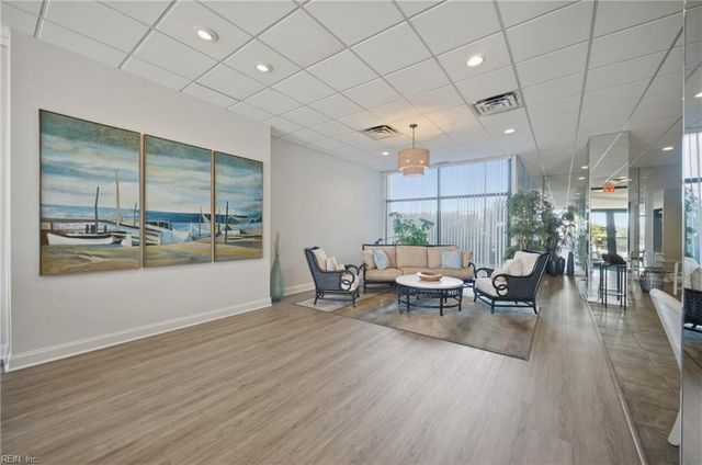 2830 Shore Dr Apt 911, Virginia Beach, VA 23451