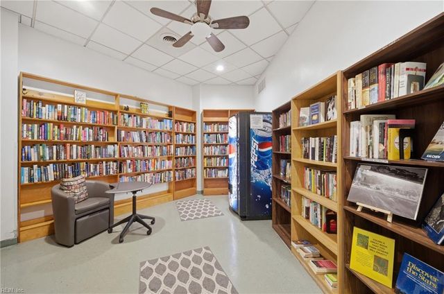 2830 Shore Dr Apt 911, Virginia Beach, VA 23451