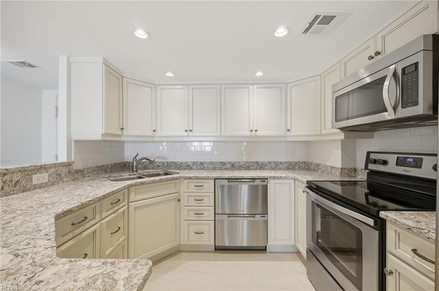 2830 Shore Dr Apt 911, Virginia Beach, VA 23451