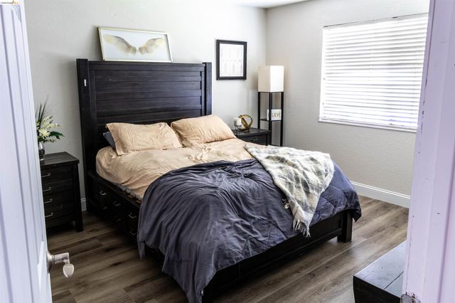 900 Cambridge Dr 31, Benicia, CA 94510