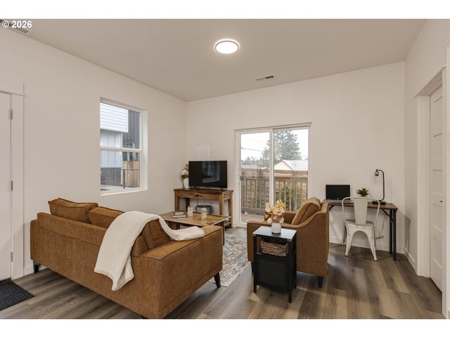 4801 Se INA Ave, Milwaukie, OR 97267