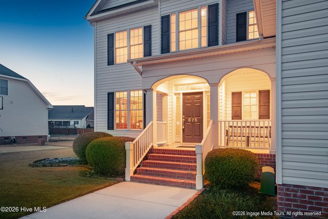 675 Stillwater Drive, Winterville, NC 28590