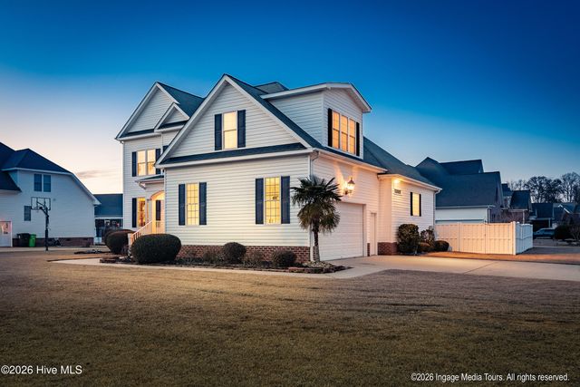 675 Stillwater Drive, Winterville, NC 28590