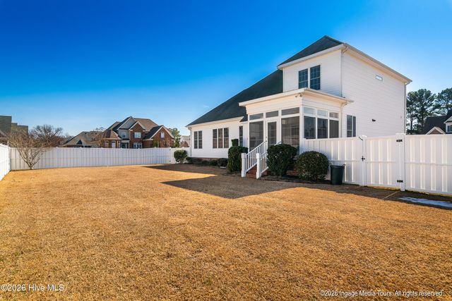 675 Stillwater Drive, Winterville, NC 28590