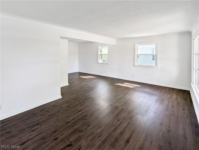 4135 Eastway Road, Cleveland, OH 44121