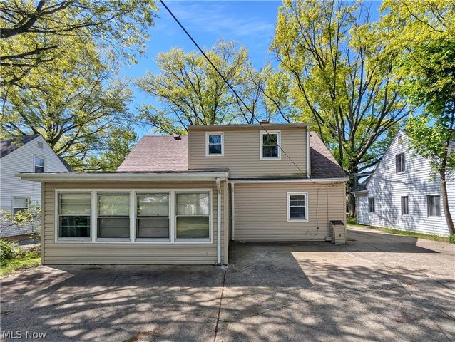 4135 Eastway Road, Cleveland, OH 44121