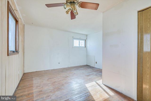 33 ELTON AVE, Hamilton, NJ 08620