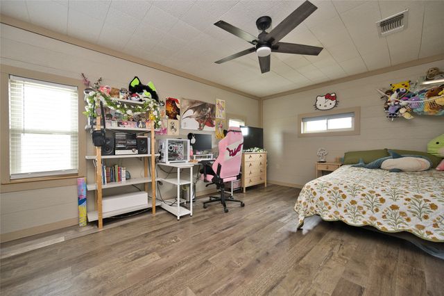 8676 Fm 697, Whitewright, TX 75491