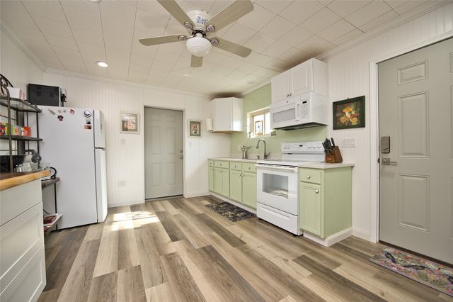 8676 Fm 697, Whitewright, TX 75491