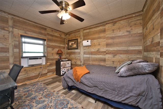 8676 Fm 697, Whitewright, TX 75491