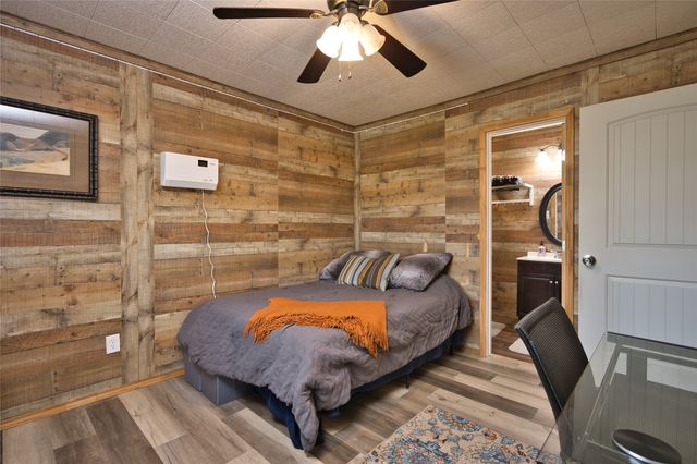 8676 Fm 697, Whitewright, TX 75491