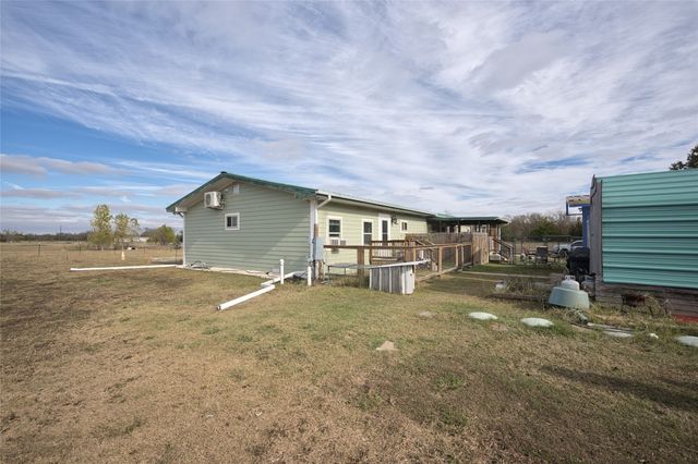 8676 Fm 697, Whitewright, TX 75491